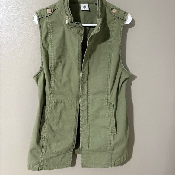 CAbi Green Utility Vest with High Collar and Epaulettes - Picture 2 of 6